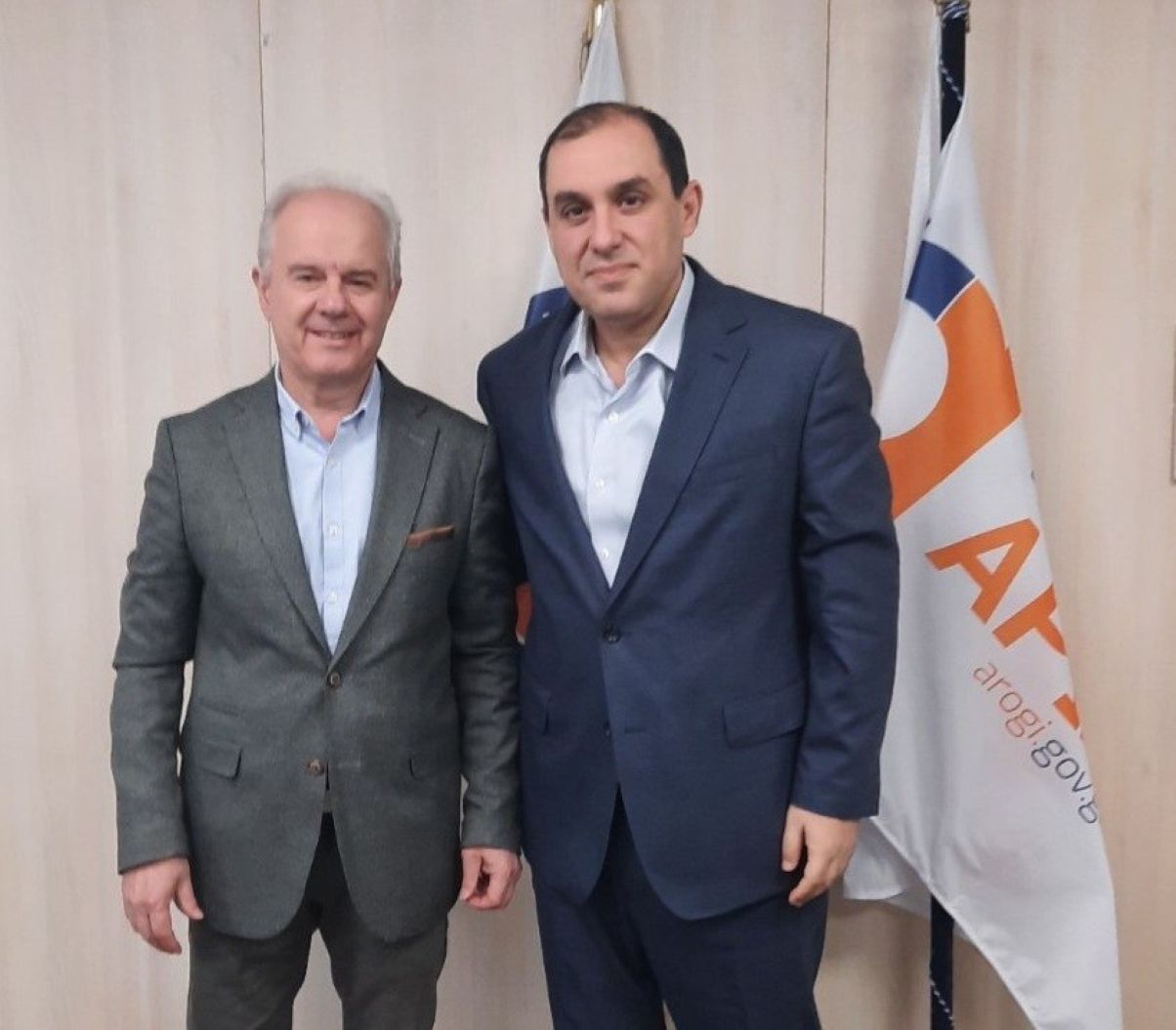 Δήμος Τεμπών: Συνάντηση με Κατσαφάδο για τις αποκαταστάσεις σε υποδομές και παραλιακό μέτωπο