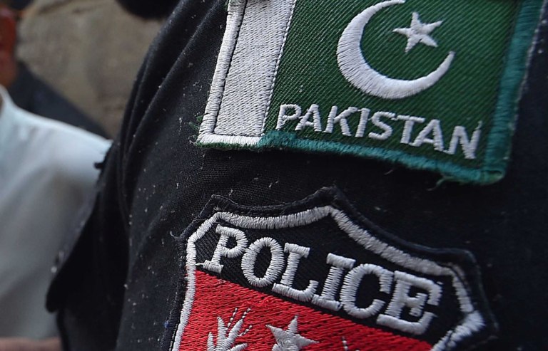 Πακιστάν: Βρέθηκαν στην άκρη δρόμου τα πτώματα τριών διεμφυλικών γυναικών  Ήταν γαζωμένα με σφαίρες