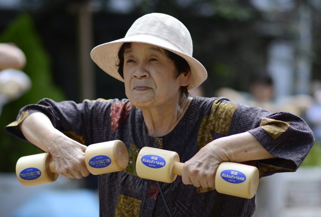 Ιαπωνία: Σπάνε ρεκόρ αιωνόβιοι στη χώρα  Έφτασαν σχεδόν τους 100.000