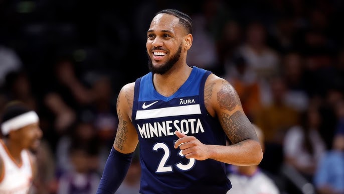 Πρόταση του Ολυμπιακού στον Μόντε Μόρις (pic+vids)