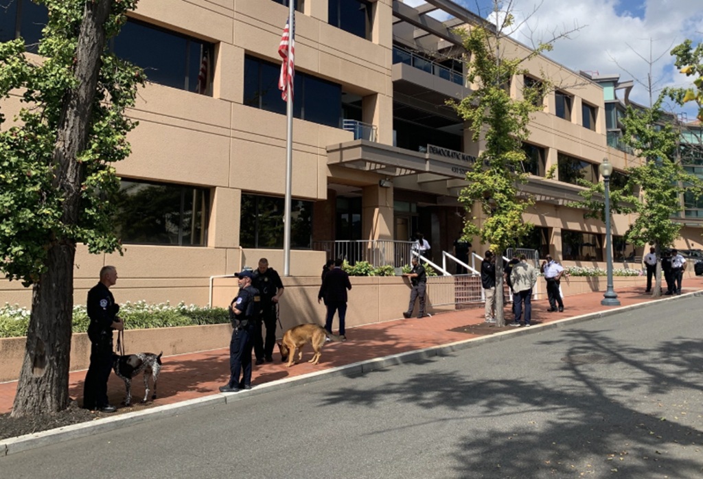 ΗΠΑ: Συναγερμός μετά από απειλή για βόμβα στα γραφεία του Δημοκρατικού Κόμματος στην Ουάσινγκτον