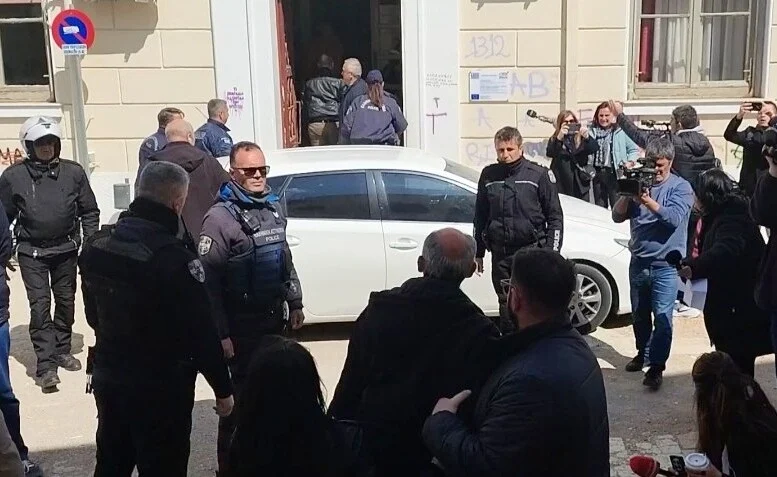 Καρδίτσα: Προφυλακίστηκε ο 17χρονος κατηγορούμενος για τη δολοφονία του τραγουδιστή Γιώργου Τσιτόγλου