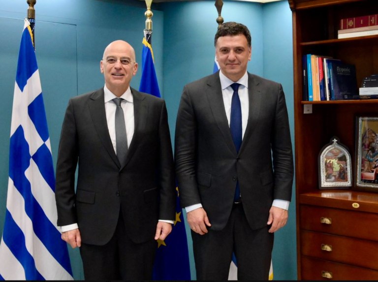 Η ναυπήγησητου Εθνικού Πλοίου επί τάπητος στη συνάντηση Κικίλια  Δένδια