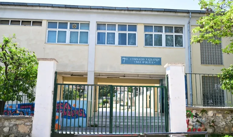 Χαϊδάρι: Σκληρή μάχη για τη