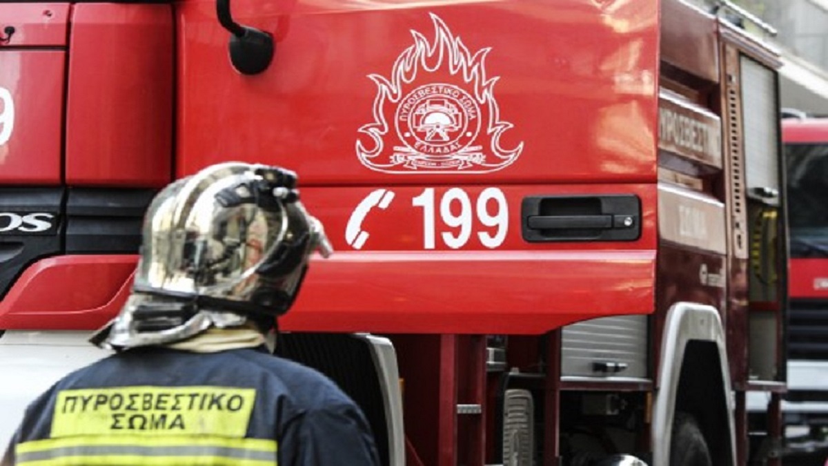 Καπνοί σε διαμέρισμα αναστάτωσαν το κέντρο της Λάρισας