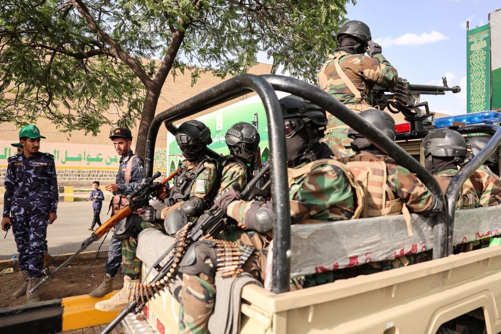 Ισραήλ: Οι Χούθι ανέλαβαν την ευθύνη για την επίθεση στο αεροδρόμιο Ραμόν