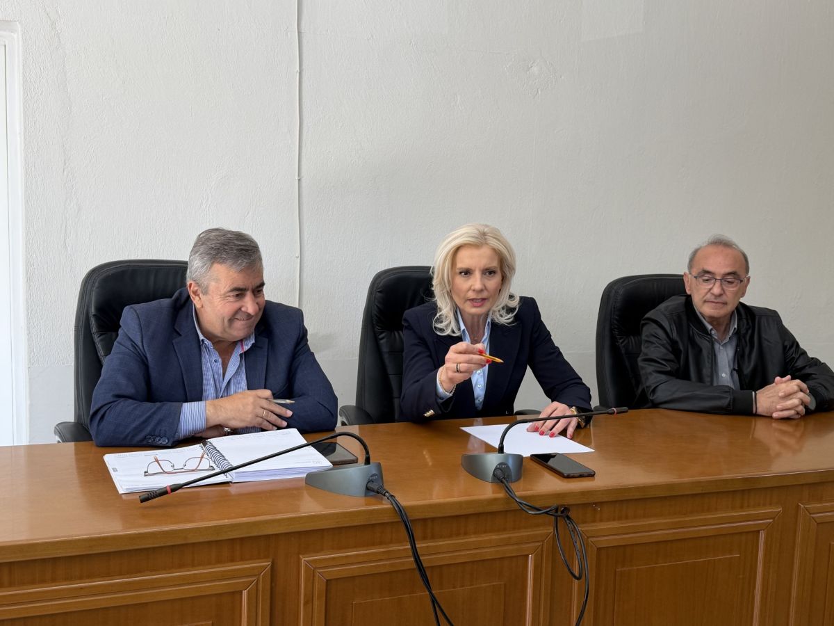 Συνάντηση εργασίας στον