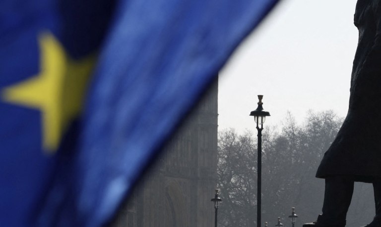 Σε τροχιά καθίζησης η Ευρώπη  Κίνδυνος απομόνωσης σε έναν πλανήτη που αλλάζει ταχύτητα