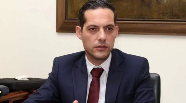 Διαψεύδει ο Κύπριος κυβερνητικός εκπρόσωπος τα περί εκτόξευσης ιρανικών πυραύλων προς την Κύπρο