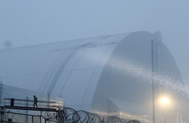 Κορυφώνεται η αγωνία για το Τσερνόμπιλ