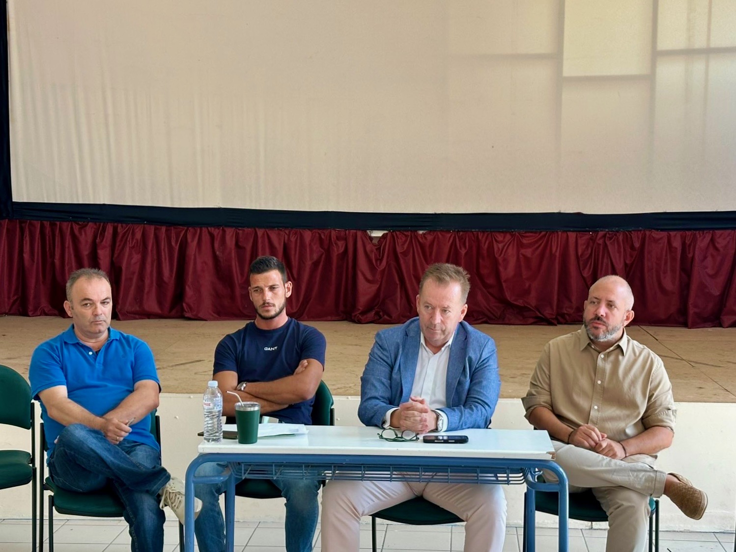 Σύσκεψη Μεϊκόπουλου  Κόκκαλη με κτηνοτρόφους του Αλμυρού για την ευλογιά