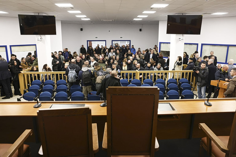 Ψαρόπουλος: Πρέπει να διευρυνθεί ο χώρος της δίκης για τα Τέμπη  500 άτομα το ελάχιστο εντός