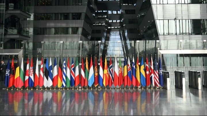 ΝΑΤΟ: Η Ρωσία πρέπει να σταματήσει την κλιμάκωση και τις ενέργειες που θέτουν σε κίνδυνο ζωές