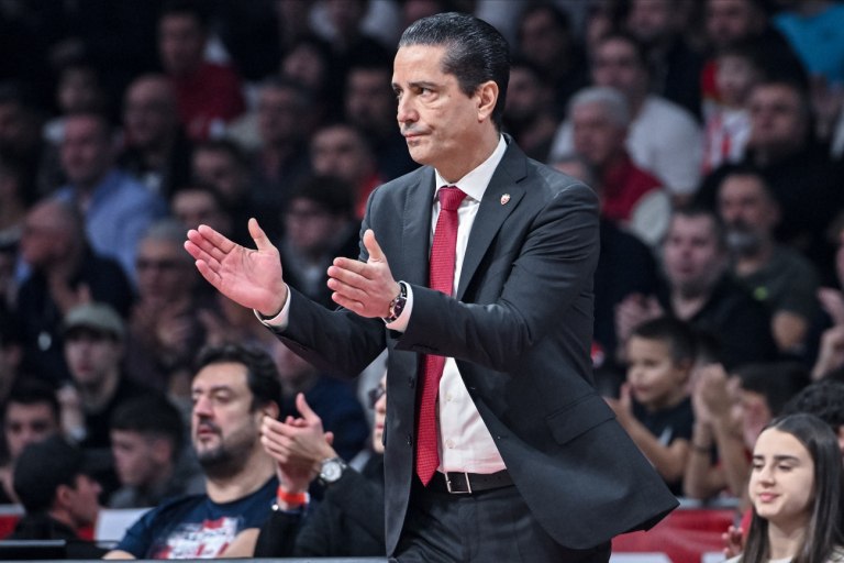 Τελειώνει από τον Ερυθρό Αστέρα ο Σφαιρόπουλος