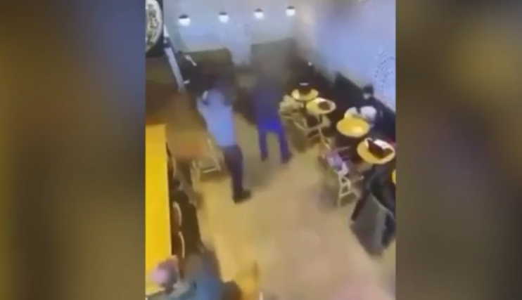 Βίντεο ντοκουμέντο από τη δολοφονία ομογενούς στον Καναδά  Εκτελέστηκε ο Μπόμπι ο Έλληνας μέσα σε καφέ