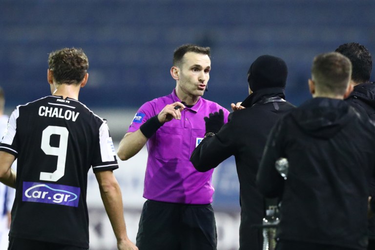 Το VAR βάζει και αυτογκόλ