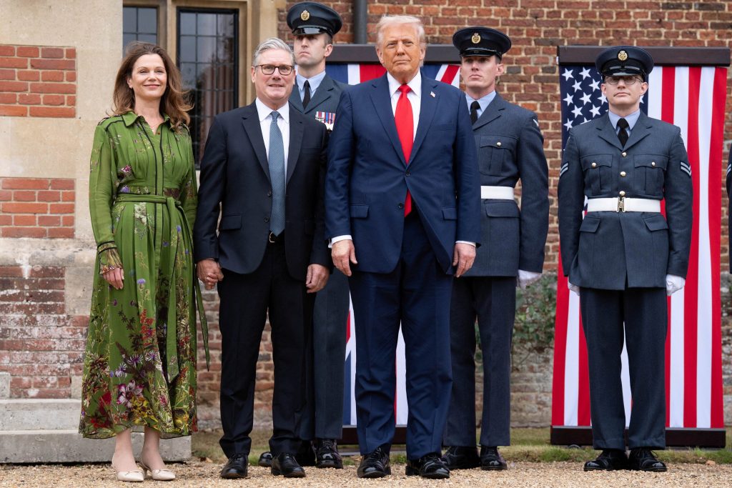 Με έχει απογοητεύσει ο Πούτιν  Τι είπαν Τραμπ και Στάρμερ για ντιλ δισ. δολαρίων και Παλαιστινιακό κράτος