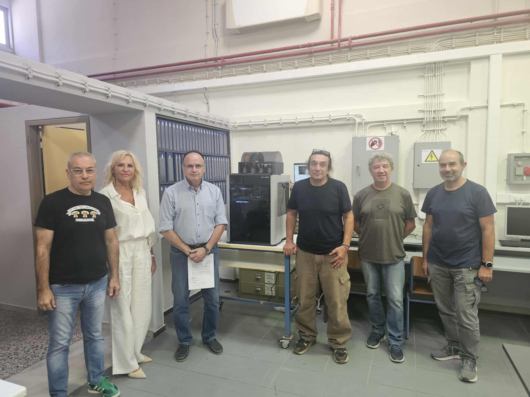 Παράδοση 3D εκτυπωτή στο 1ο Εργαστηριακό Κέντρο Βόλου από το Επιμελητήριο Μαγνησίας