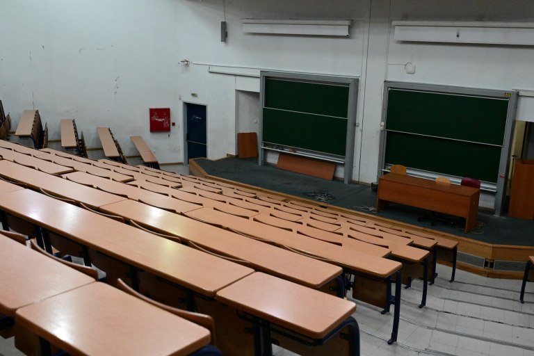 Διαγραφές φοιτητών: Υπουργική απόφαση για τη ρύθμιση της ανώτατης διάρκειας φοίτησης στα ΑΕΙ