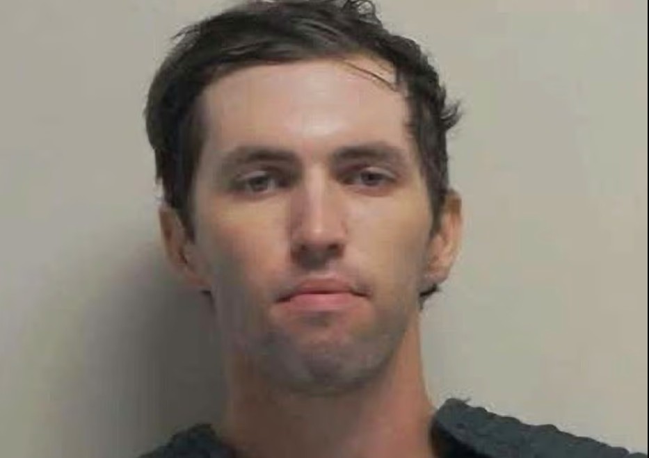 Τσάρλι Κερκ: Το FBI δένει τον συλληφθέντα ύποπτο  Βρέθηκε το DNA του στο σημείο της δολοφονίας