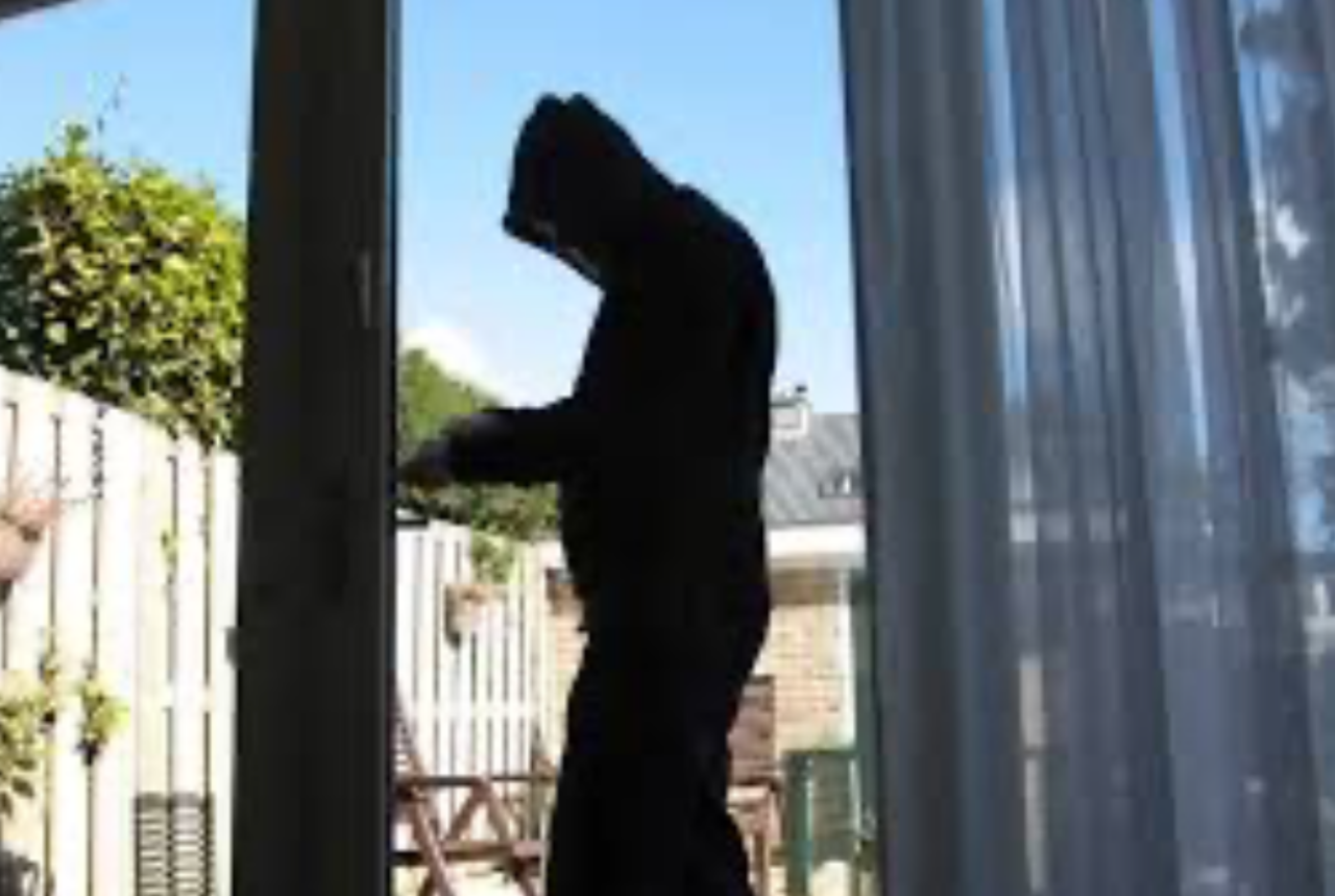 Λάρισα: Αφηρημένος