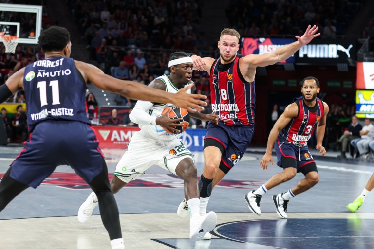 Ναν: Κάνω ό,τι χρειάζεται για την ομάδα μου, πρέπει να βελτιωνόμαστε σε κάθε παιχνίδι