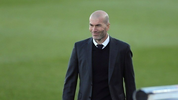 Ο Αρίγκο Σάκι θέλει τον Ζιντάν στον πάγκο της Γιουβέντους