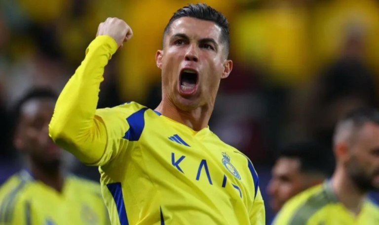 Ο Κριστιάνο Ρονάλντο έγινε ο πρώτος δισεκατομμυριούχος ποδοσφαιριστής  Πόσο εκτιμάται η καθαρή περιουσία του (pic)