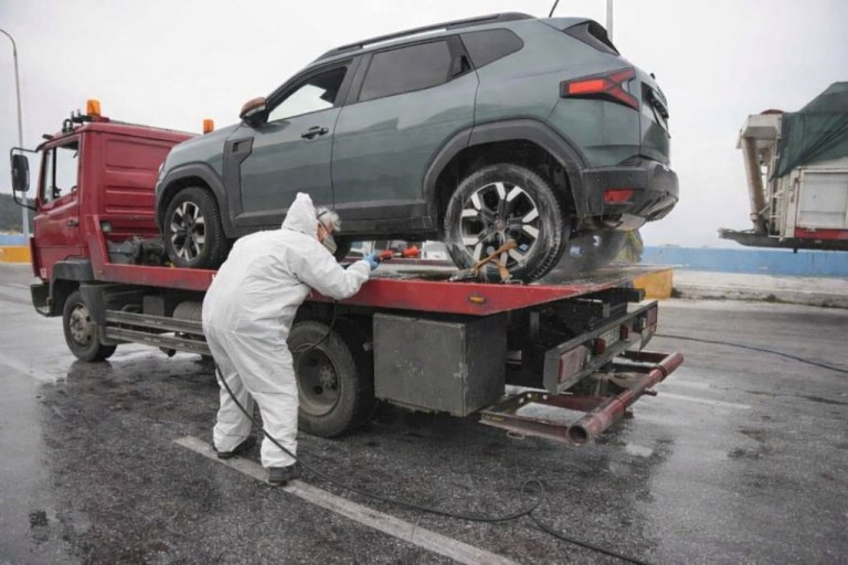 Ο αφθώδης πυρετός στη Λέσβο πυρπολεί το φετινό Πάσχα