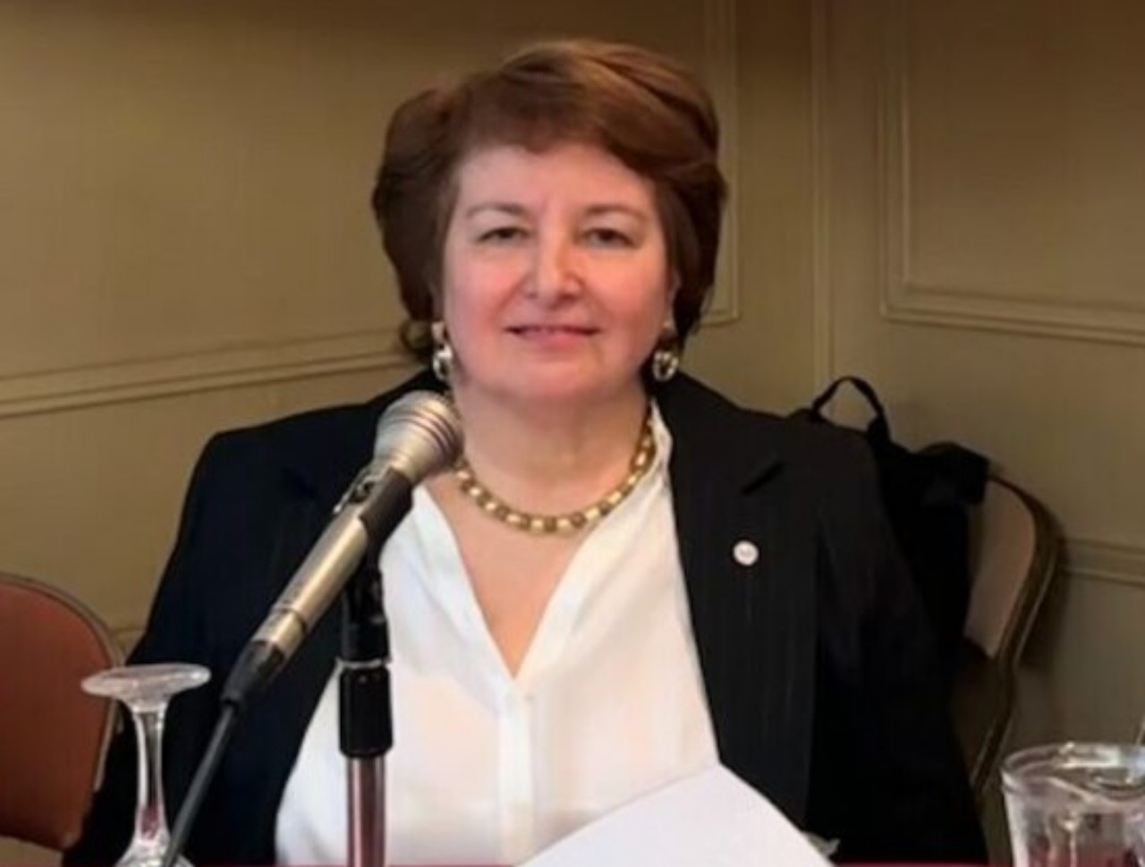 Επιτάχυνση εξώσεων και