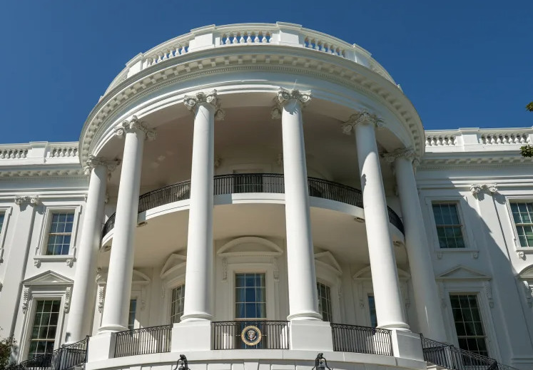 Σάλος στον Λευκό Οίκο: Τι