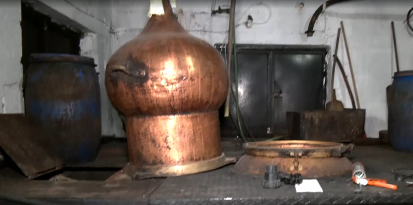 Αλλαγή θεσμικού πλαισίου για τα παραδοσιακά αποστάγματα ζητούν οι σύλλογοι αμπελουργών της Θεσσαλίας