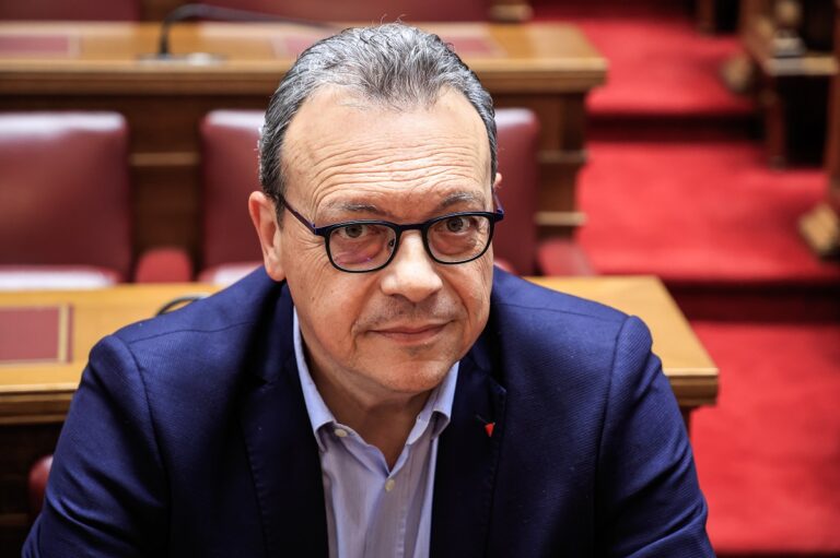 Σ. Φάμελλος: Ομολογία κυβερνητικής εμπλοκής στο σκάνδαλο υποκλοπών από τον Ταλ Ντίλιαν