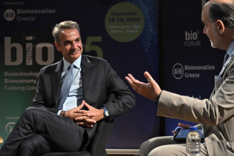 Το μελλοντικό σχέδιο για υπουργείο έρευνας και ανάπτυξης πριν ο διακόπτης του brain drain γυρίσει οριστικά