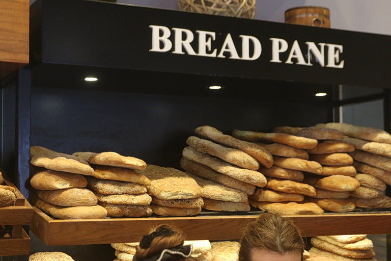 Αρτοποιοί: Ασφυκτιούν οι