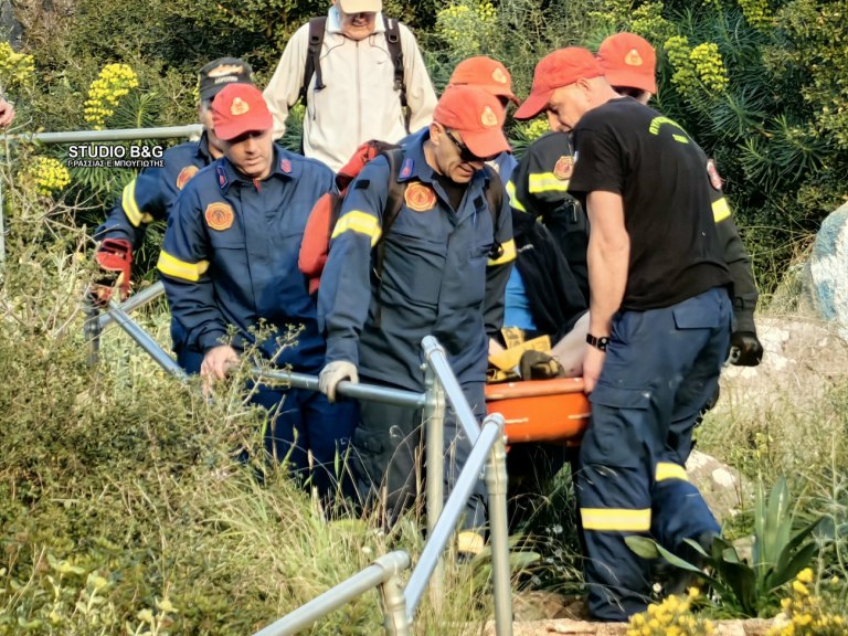 Αργολίδα: Σοβαρός τραυματισμός τουρίστα μετά από πτώση σε δύσβατο σημείο  Μεγάλη επιχείρηση διάσωσης