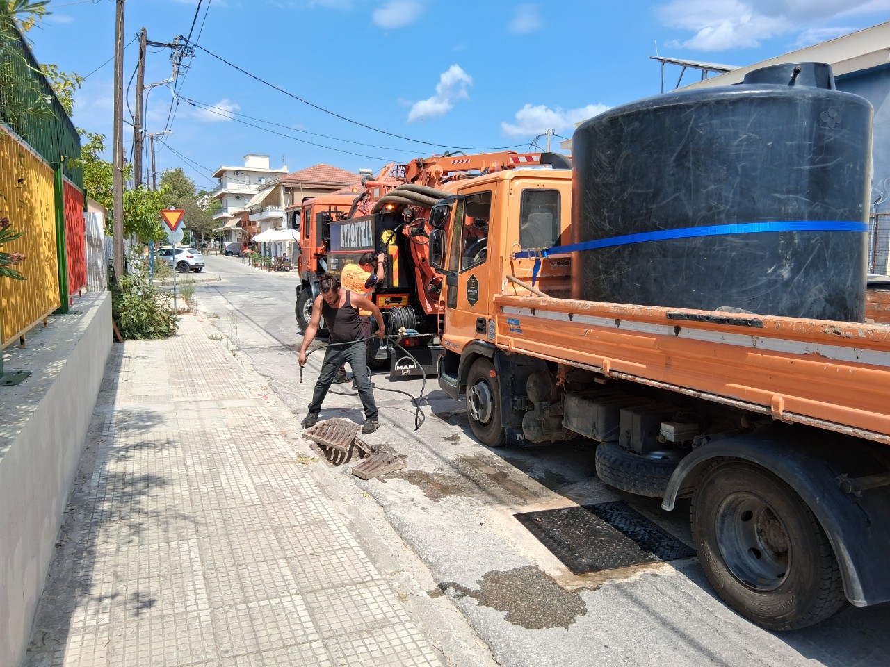 Σε εξέλιξη εργασίες καθαρισμού του δικτύου ομβρίων από τη ΔΕΥΑΜΒ