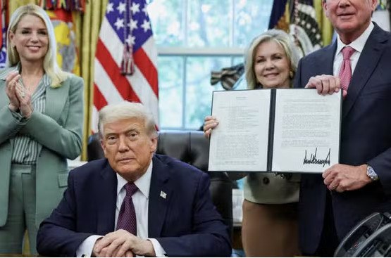 Ο Τραμπ υπέγραψε διάταγμα για την ανάπτυξη της εθνοφρουράς στο Μέμφις