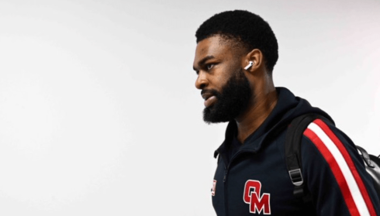 Πλήγμα με Τζος Νίμπο στην Αρμάνι Μιλάνο