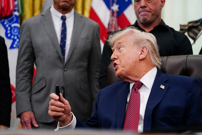 Στο Ισλαμαμπάντ κατευθύνεται ο Βανς  Κανείς δεν παίζει παιχνίδια τώρα, σήμερα η συμφωνία λέει ο Τραμπ