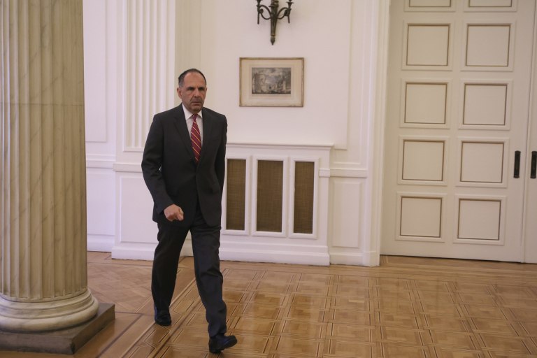 Τα ευχολόγια περί σεβασμού του διεθνούς δικαίου από την ΕΕ προς το Ιράν  Κουβέντα για ΗΠΑ και Ισραήλ