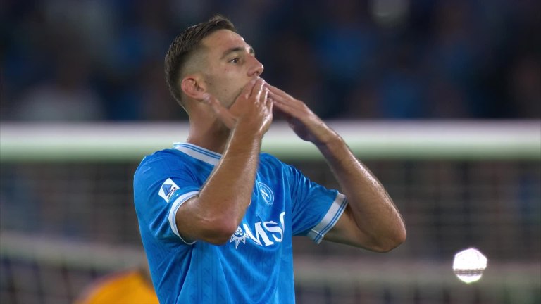 Νάπολι  Πίζα 3-2: Δύσκολη νίκη πριν το ντέρμπι με την Μίλαν