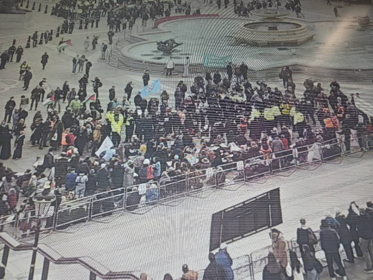 Λονδίνο: Τουλάχιστον 212