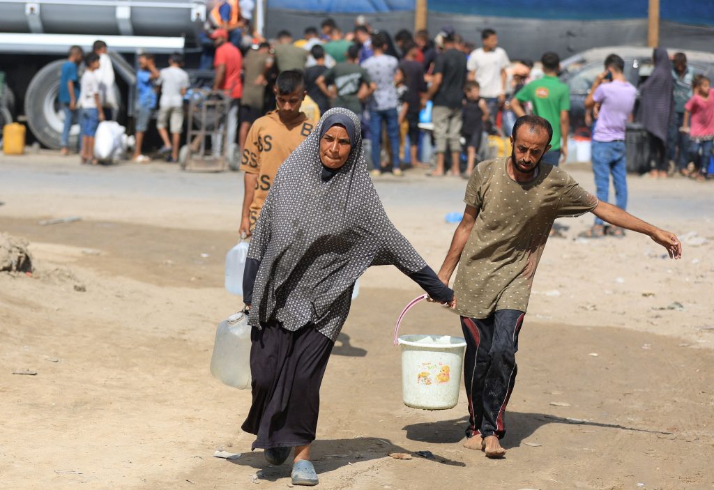 Πάνω από 700.000 Παλαιστίνιοι εγκατέλειψαν τη Γάζα, ανέφερε το Ισραήλ