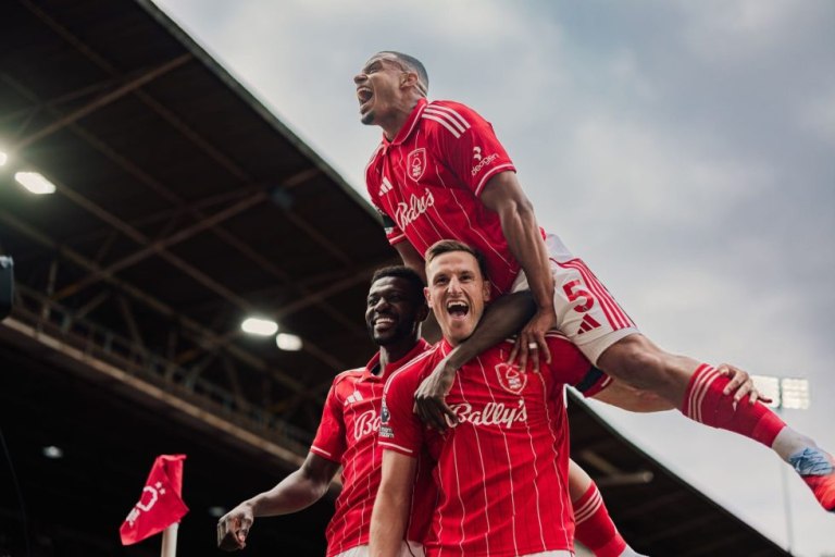 LIVE: Μπέρνλι  Νότιγχαμ Φόρεστ