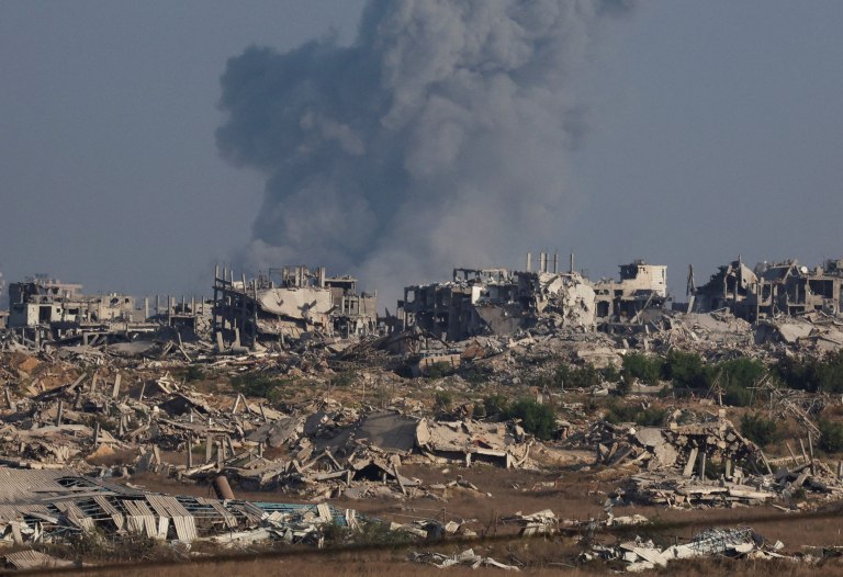 Γάζα: Θα χτυπήσουμε με όλη μας τη δύναμη, απειλεί το Ισραήλ και κλείνει οδό διαφυγής