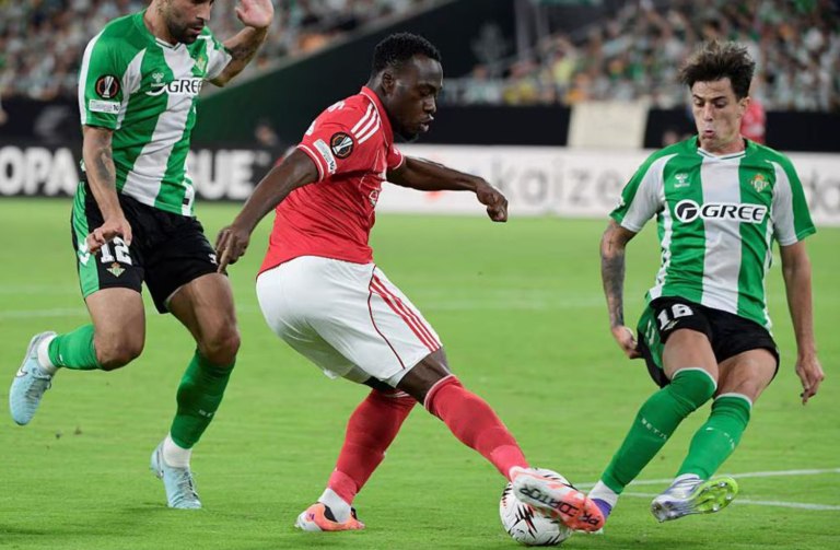 Μπέτις  Νότιγχαμ Φόρεστ 2-2: Πήραν την ισοπαλία στην Ισπανία οι reds