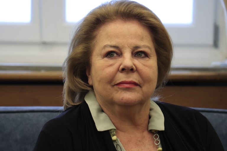 Οι προσκλήσεις της Κατσέλη, ο χαιρετισμός του Δημάρχου και το ραντεβού της κεντροαριστεράς