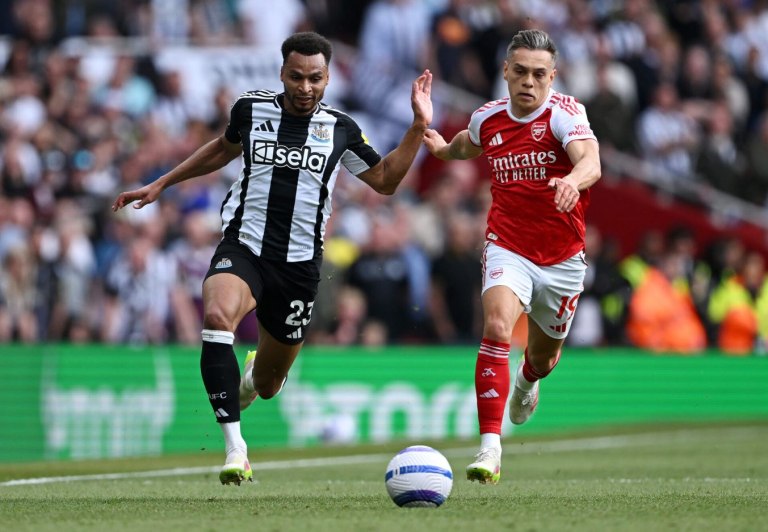 LIVE: Νιούκαστλ  Άρσεναλ