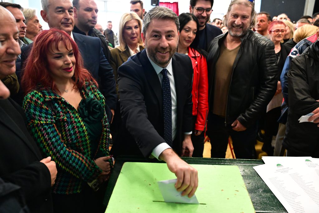 Ανδρουλάκης: Η χθεσινή συμμετοχή ξεπέρασε κάθε προσδοκία  Ισχυρό μήνυμα από 174.813 πολίτες